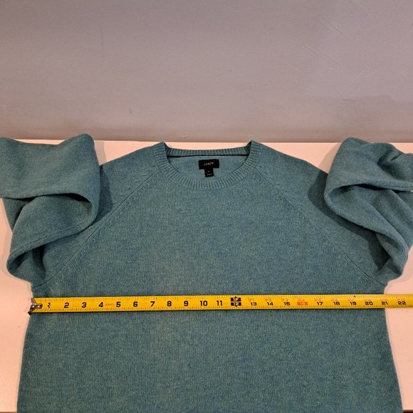 J. Crew 100% Lambs Wool Men's Medium Crew Neck Sweater Style 15676 - Picture 11 of 15